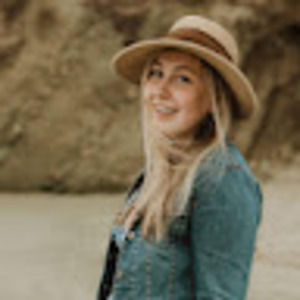 Meet your Posher, Hannah